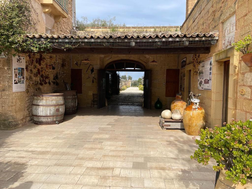 Masseria Sotto Le Stelle Provenzani カサラベート エクステリア 写真