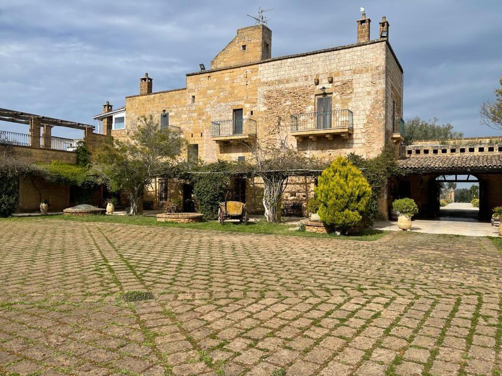 Masseria Sotto Le Stelle Provenzani カサラベート エクステリア 写真