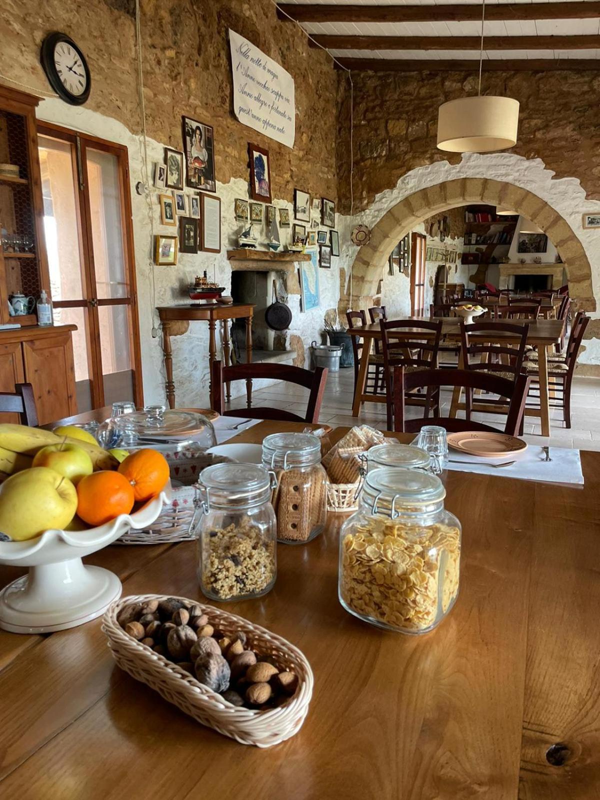 Masseria Sotto Le Stelle Provenzani カサラベート エクステリア 写真
